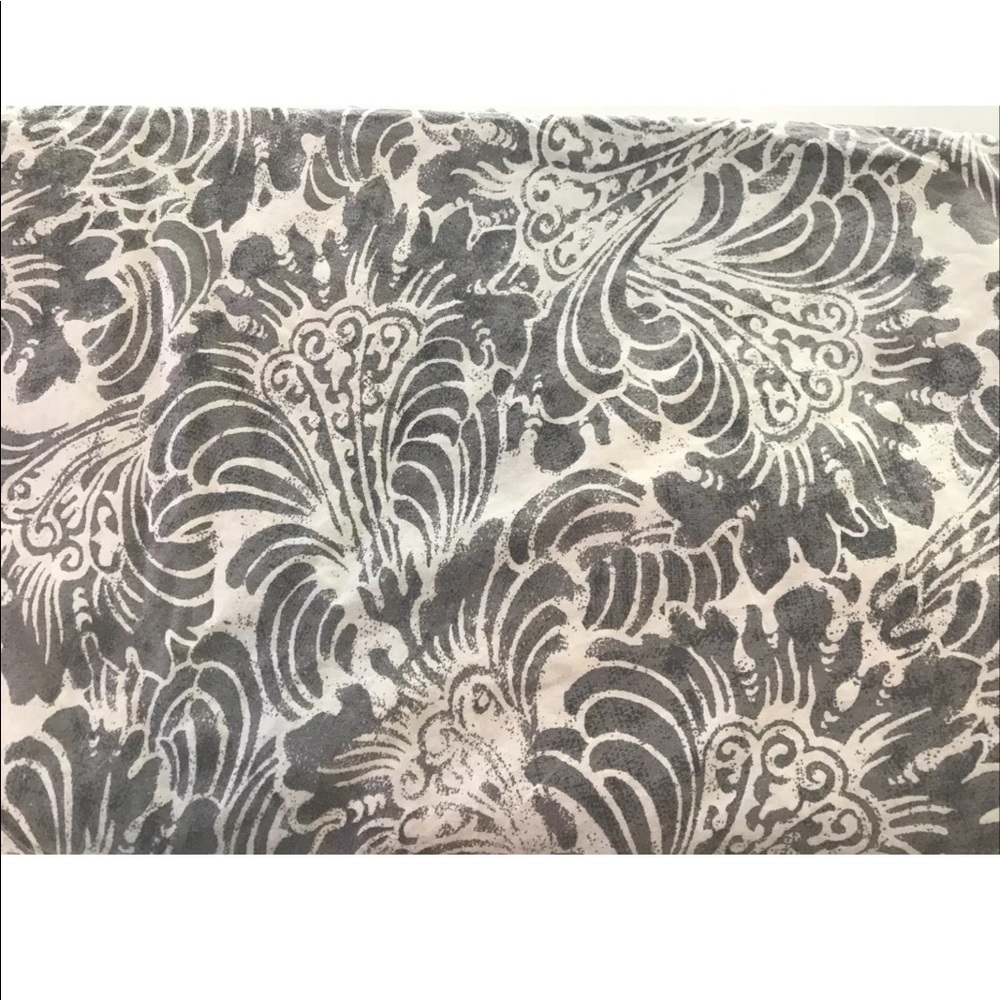 Pottery Barn Gray and White Duvet Cover